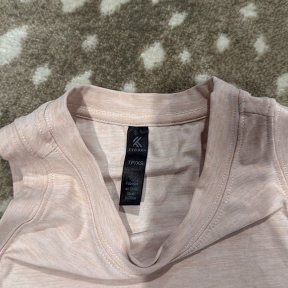 Kyodan Women's Pink Sleeveless Tank Top. Size XS - Picture 3 of 5